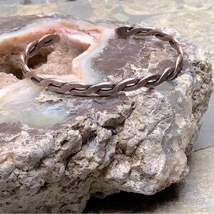 Copper Bangle Bracelet Artisan Handmade USA 6 3/4 inches.